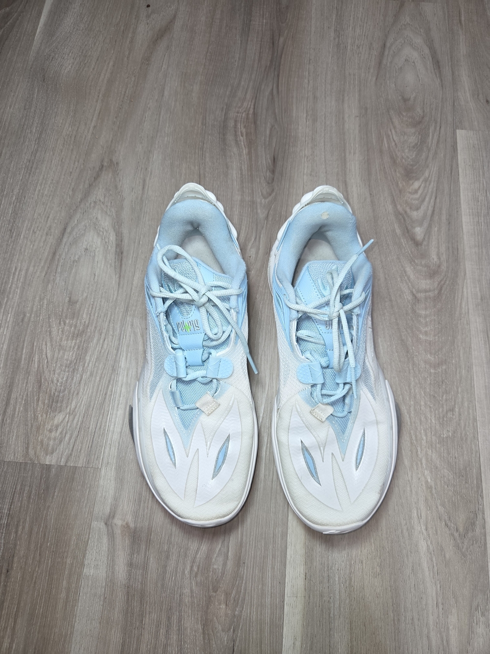 •Li-Ning• Wade All City 11V2 - Cloudy White Womens Running Shoes Size 9